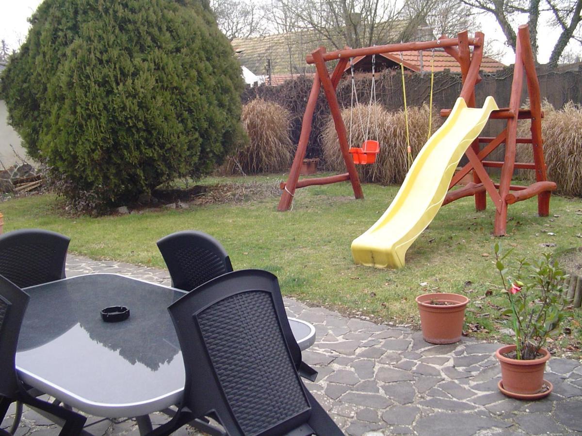 Štúrovo Villa Ametyst מראה חיצוני תמונה